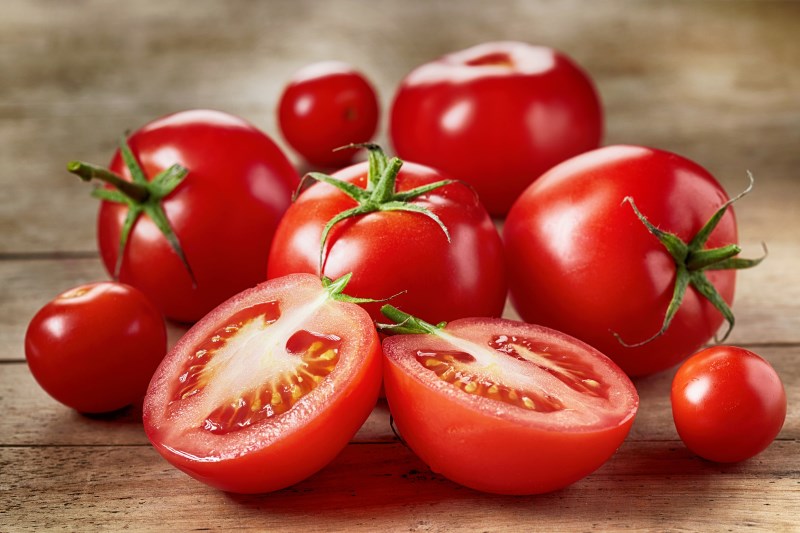 29 ScienceBacked Health Benefits of Tomatoes (6 is WOW)