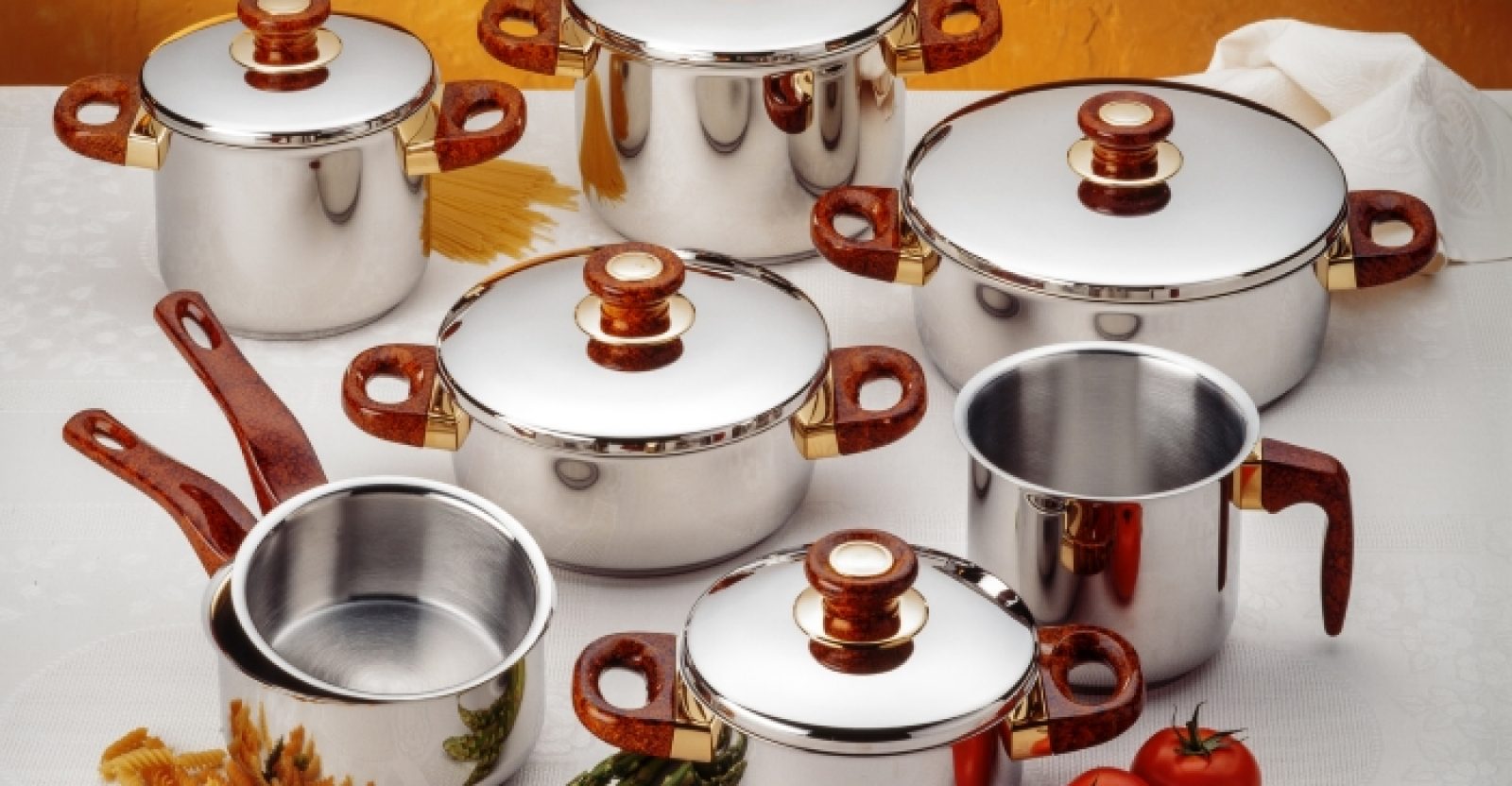 The Best Safest and NonToxic Cookware Brands WellBeing Secrets