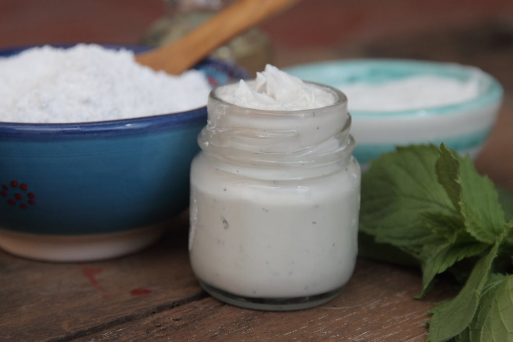 How to Make Homemade Baking Soda Toothpaste WellBeing Secrets