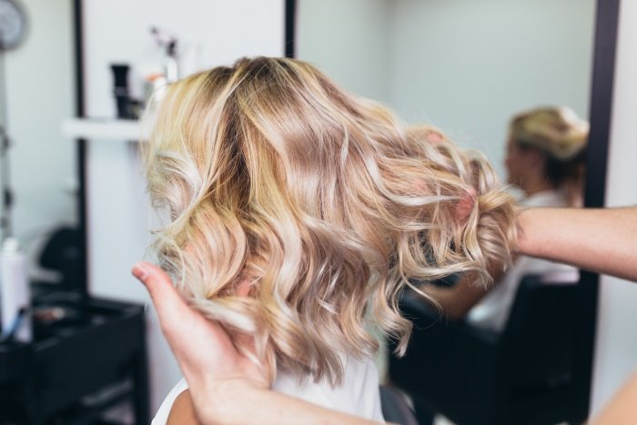 How To Lighten Hair Naturally At Home Well Being Secrets