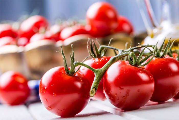 tomatoes-and-thyroid-glands