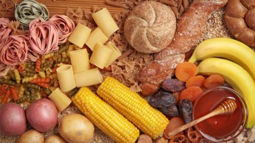 how much carbs is low
