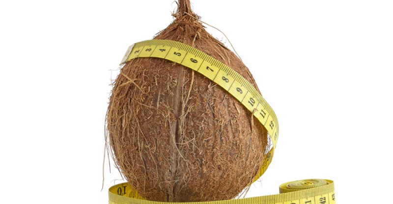 coconut oil for weight loss 800x416 - HOE KOKOSOLIE KAN HELPEN MET GEWICHTSVERLIES EN LOVE HANDLES