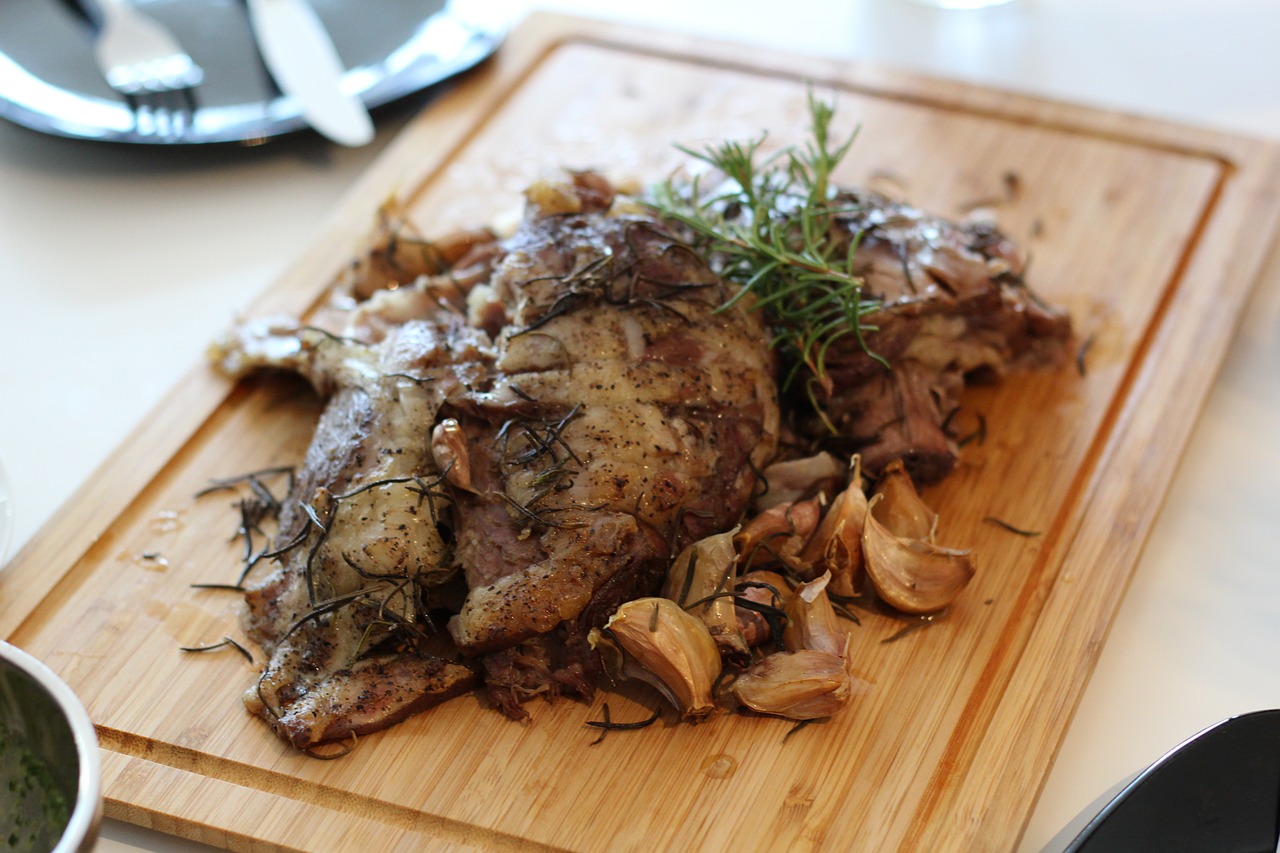 cooked lamb rich in b12