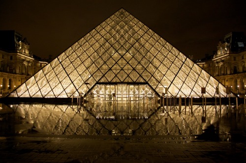 louvre-landmark