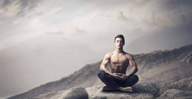 meditation and weight loss 800x416 - MEDITATIE EN AFVALLEN HOE WERKT HET? GEWICHTSVERLIES DOOR MEDITATIE