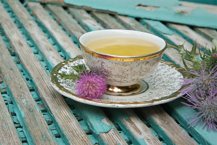 milk-thistle-tea-in-cup