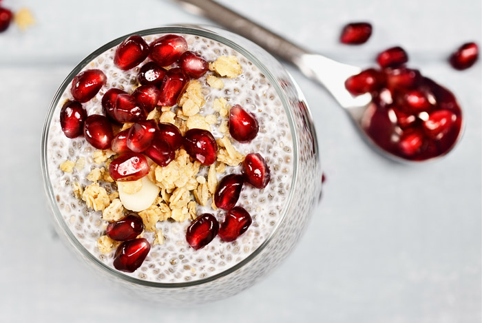 pomegranate-chia-seeds-drink