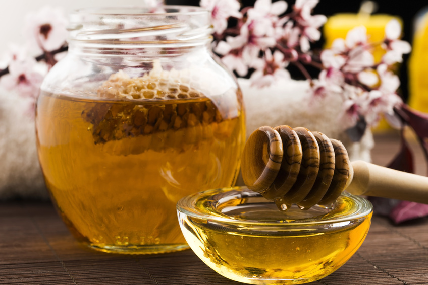 21 Science-Backed Health Benefits of Honey (#7 is Surprising)