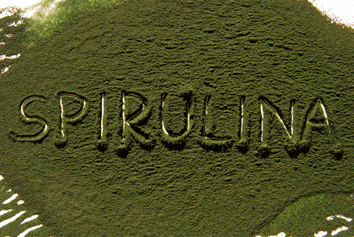 25 Science-Backed Health Benefits of Spirulina (#5 is WOW)