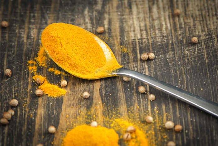 spoon-powder-tumeric