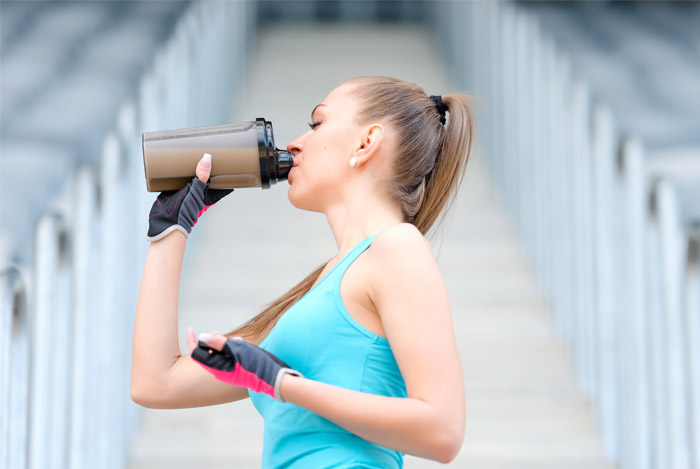 woman-drinking-protein-shake